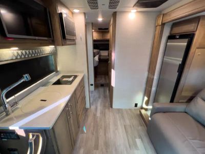 2023 Tiffin WAYFARER - Photo 6