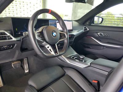 2025 BMW 3 Series — photo 16 view