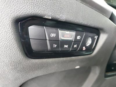 2025 BMW 3 Series — photo 21 view