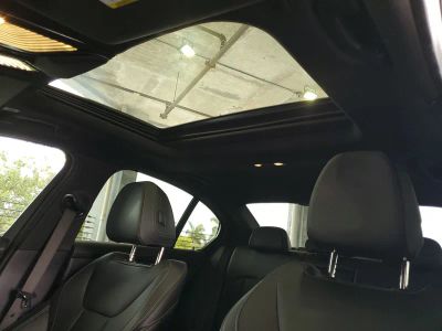 2025 BMW 3 Series — photo 20 view