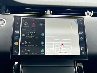 2026 Land Rover Range Rover Evoque — photo 32 view