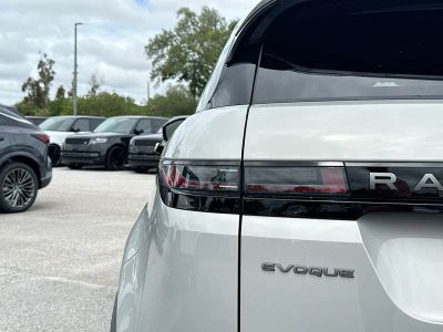 2026 Land Rover Range Rover Evoque — photo 10 view