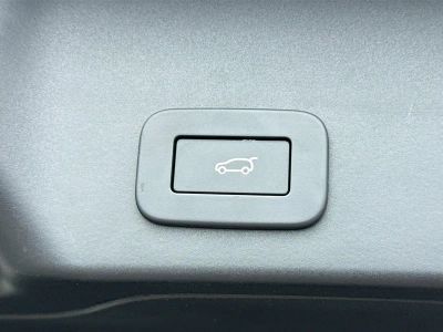 2026 Land Rover Range Rover Evoque — photo 13 view