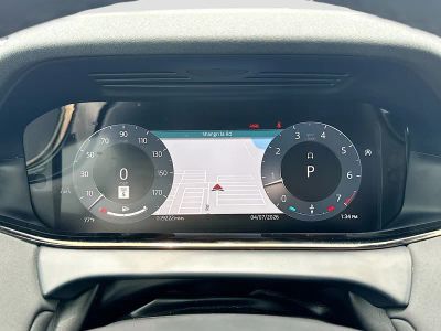 2026 Land Rover Range Rover Evoque — photo 40 view