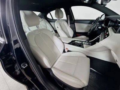 2025 Genesis G70 — photo 32 view