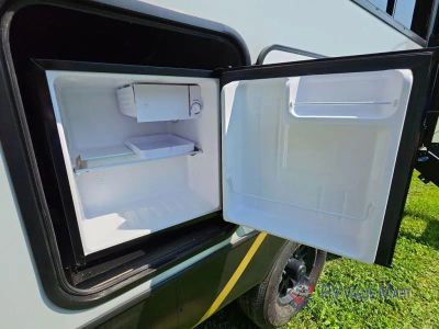 2025 Forest River RV Vibe — photo 10 view