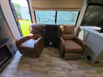 2025 Forest River RV Vibe — photo 14 view