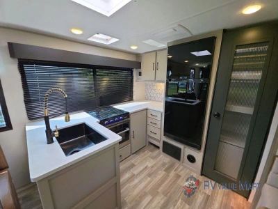 2025 Forest River RV Vibe — photo 16 view