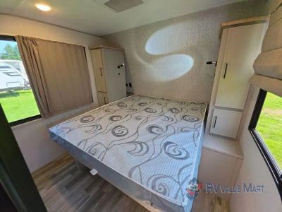 2025 Forest River RV Vibe — photo 24 view