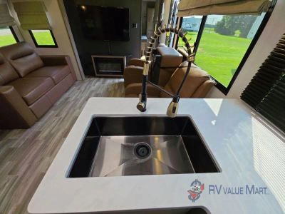 2025 Forest River RV Vibe — photo 17 view