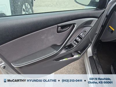 2015 Hyundai Elantra - Photo 6