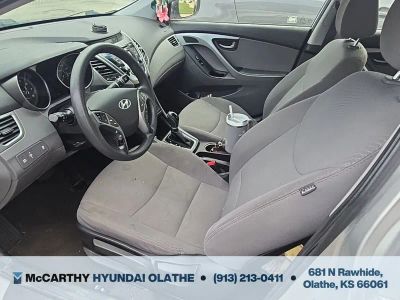 2015 Hyundai Elantra - Photo 5