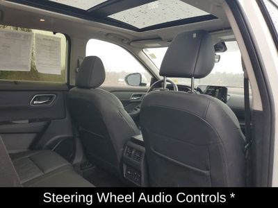 2023 Nissan Rogue Platinum - Photo 17