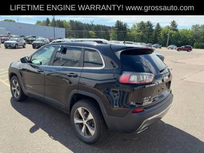 2019 Jeep Cherokee — detail view