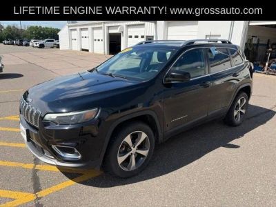 2019 Jeep Cherokee — interior view