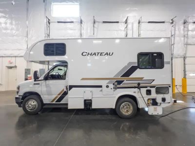 2027 Thor Motor Coach CHATEAU — photo 22 view