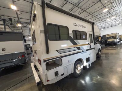 2027 Thor Motor Coach CHATEAU — photo 17 view