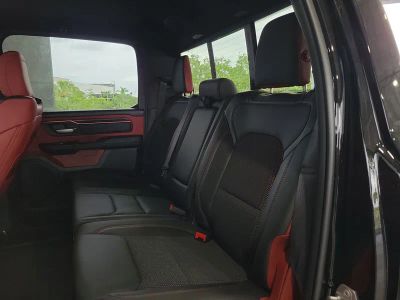 2026 Ram 1500 — photo 8 view