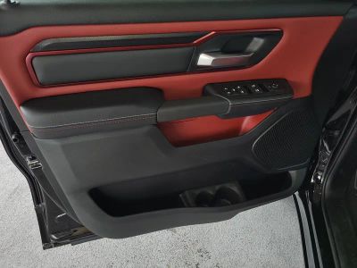 2026 Ram 1500 — photo 14 view