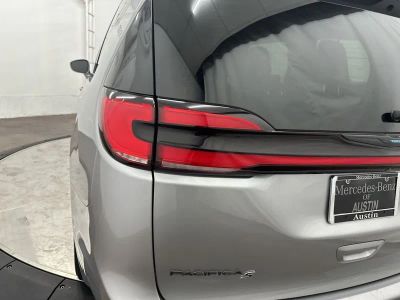 2021 Chrysler Pacifica Hybrid - Photo 30
