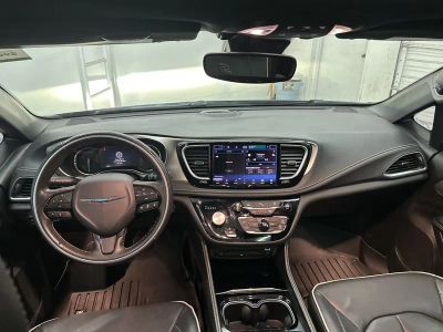 2021 Chrysler Pacifica Hybrid - Photo 21