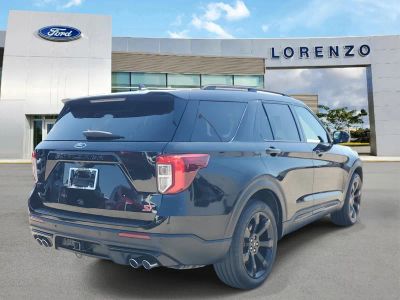 2023 Ford Explorer — detail view