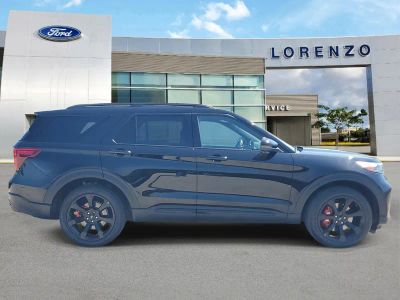 2023 Ford Explorer — interior view