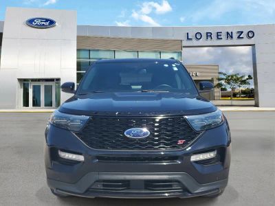 2023 Ford Explorer — side profile view