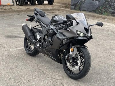 2026 Kawasaki Ninja ZX-6R - Photo 2