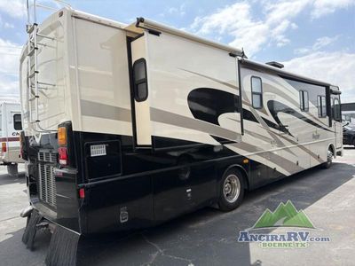 2007 Fleetwood RV Bounder Diesel - Photo 3