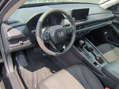 2025 Honda Accord — photo 9 view