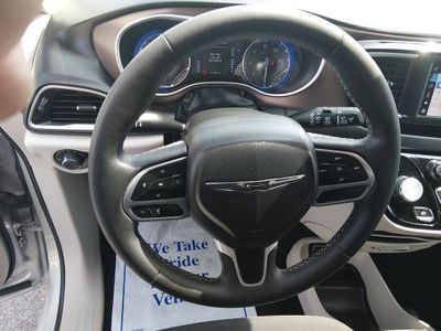 2024 Chrysler Voyager - Photo 12