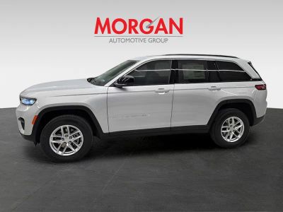 2025 Jeep Grand Cherokee — rear three-quarter view