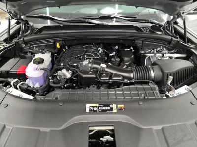 2025 Jeep Grand Cherokee — photo 11 view