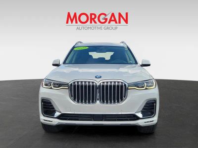2020 BMW X7 — side profile view