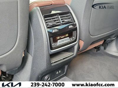 2020 BMW X7 — photo 20 view