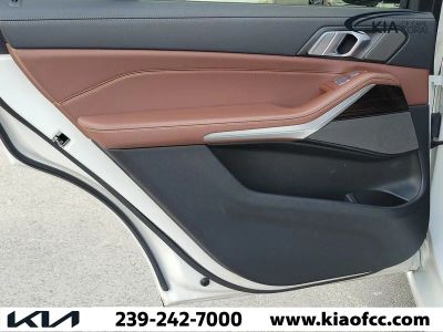 2020 BMW X7 — photo 22 view