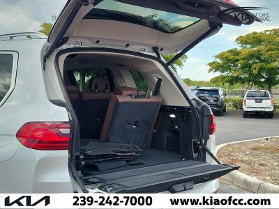 2020 BMW X7 — photo 13 view