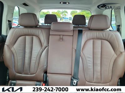 2020 BMW X7 — photo 17 view