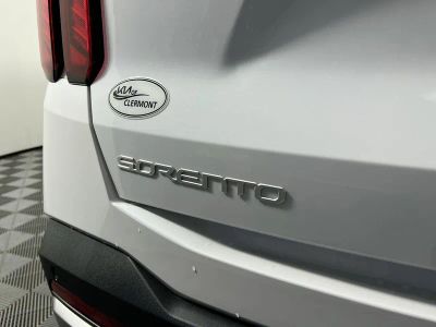 2026 Kia Sorento — detail view