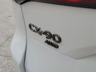 2026 Mazda CX-90 — photo 8 view