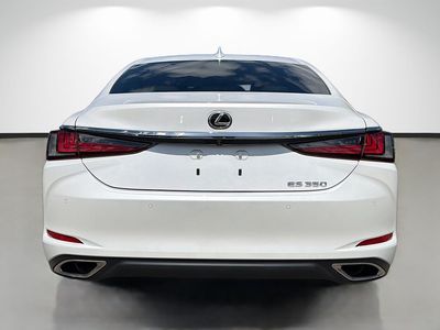 2024 Lexus ES - Photo 4