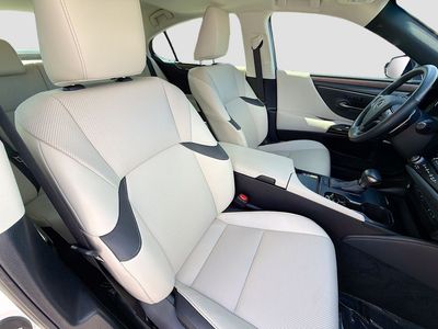 2024 Lexus ES - Photo 15
