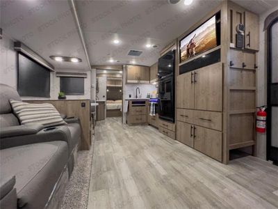 2023 Grand Design Imagine - Photo 4