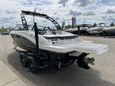 2025 Chaparral 23 SSi - Photo 4
