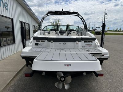 2025 Chaparral 23 SSi - Photo 6