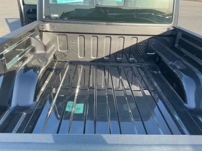 2026 Jeep Gladiator — photo 18 view