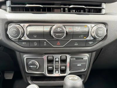 2026 Jeep Wrangler — photo 30 view