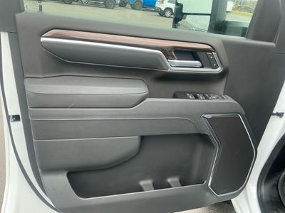 2026 Chevrolet Silverado 2500HD — photo 16 view
