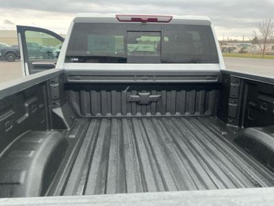 2026 Chevrolet Silverado 2500HD — photo 18 view